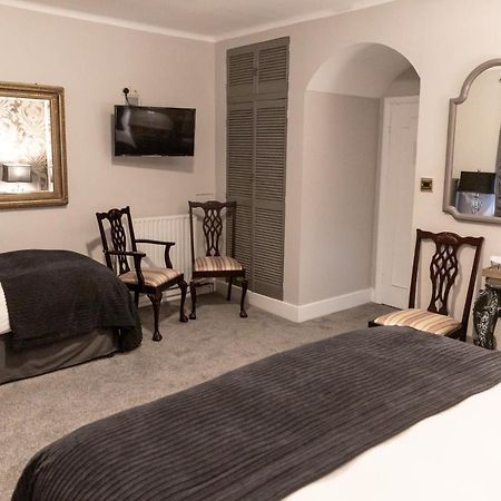 Aaron Court B&B Дублин Экстерьер фото