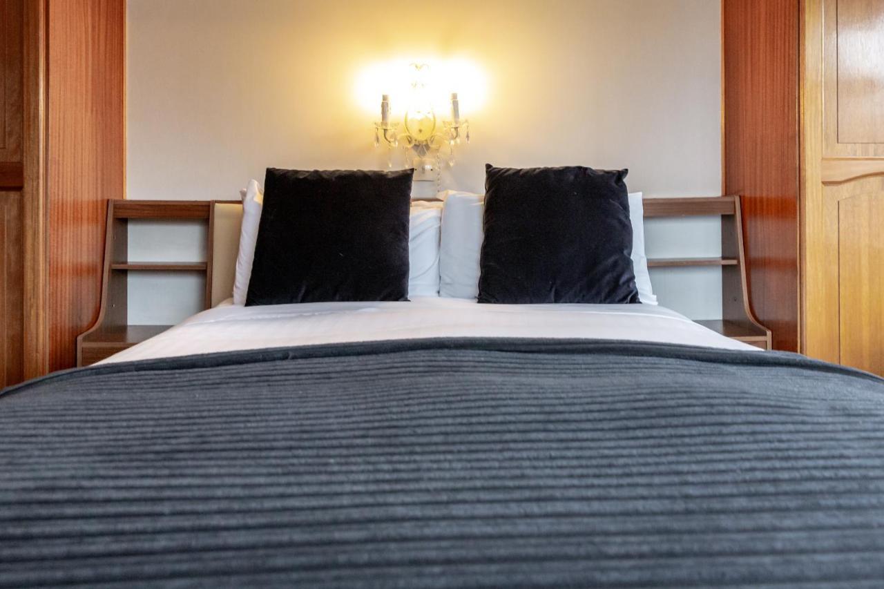 Aaron Court B&B Дублин Экстерьер фото