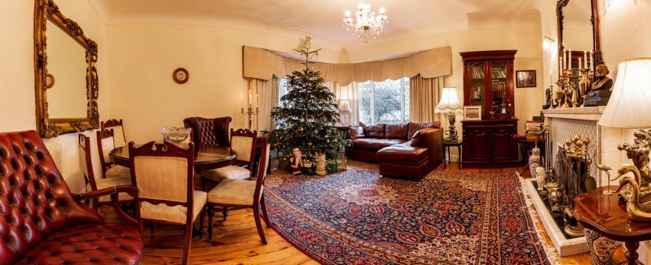 Aaron Court B&B Дублин Экстерьер фото