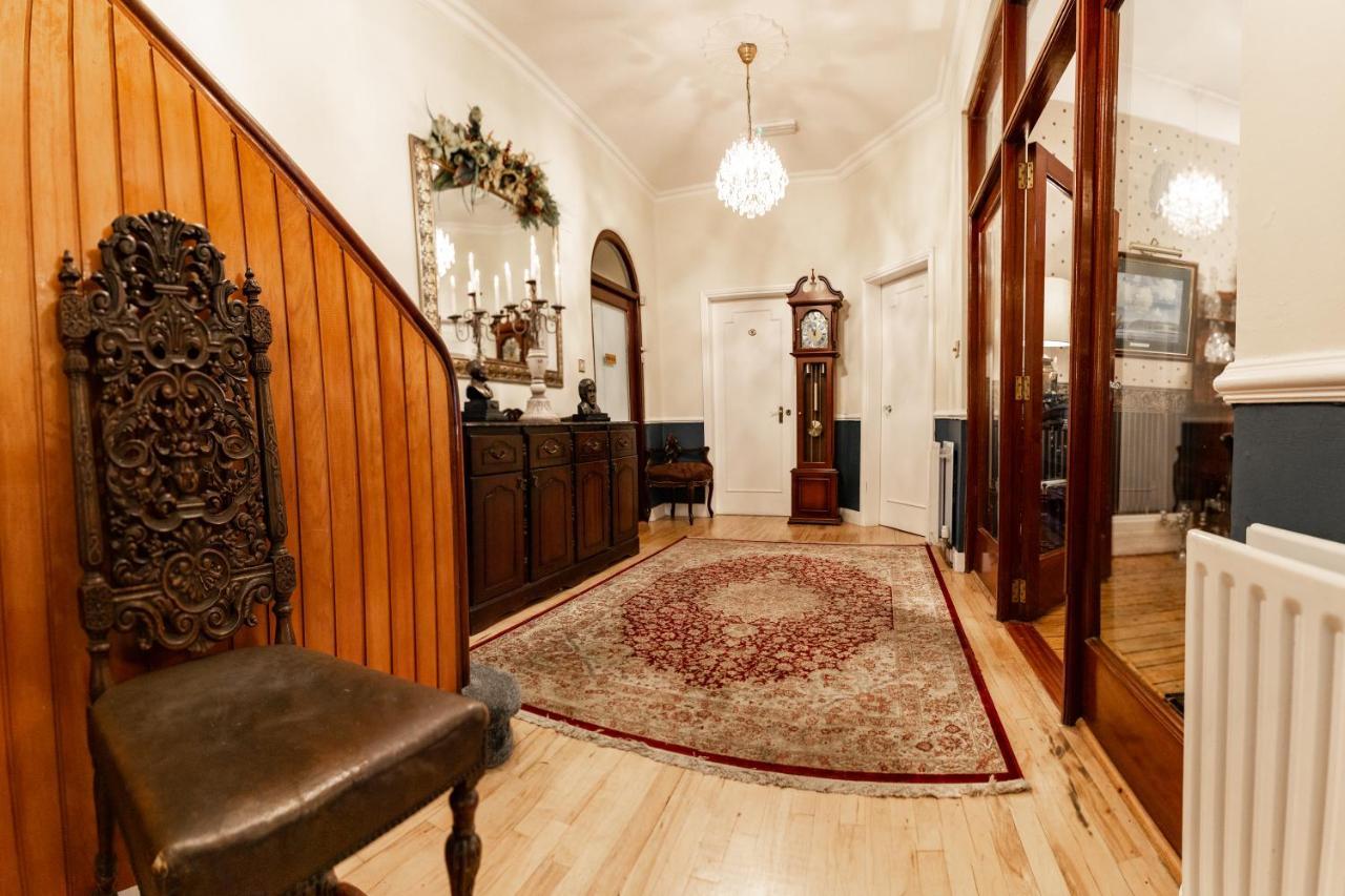Aaron Court B&B Дублин Экстерьер фото