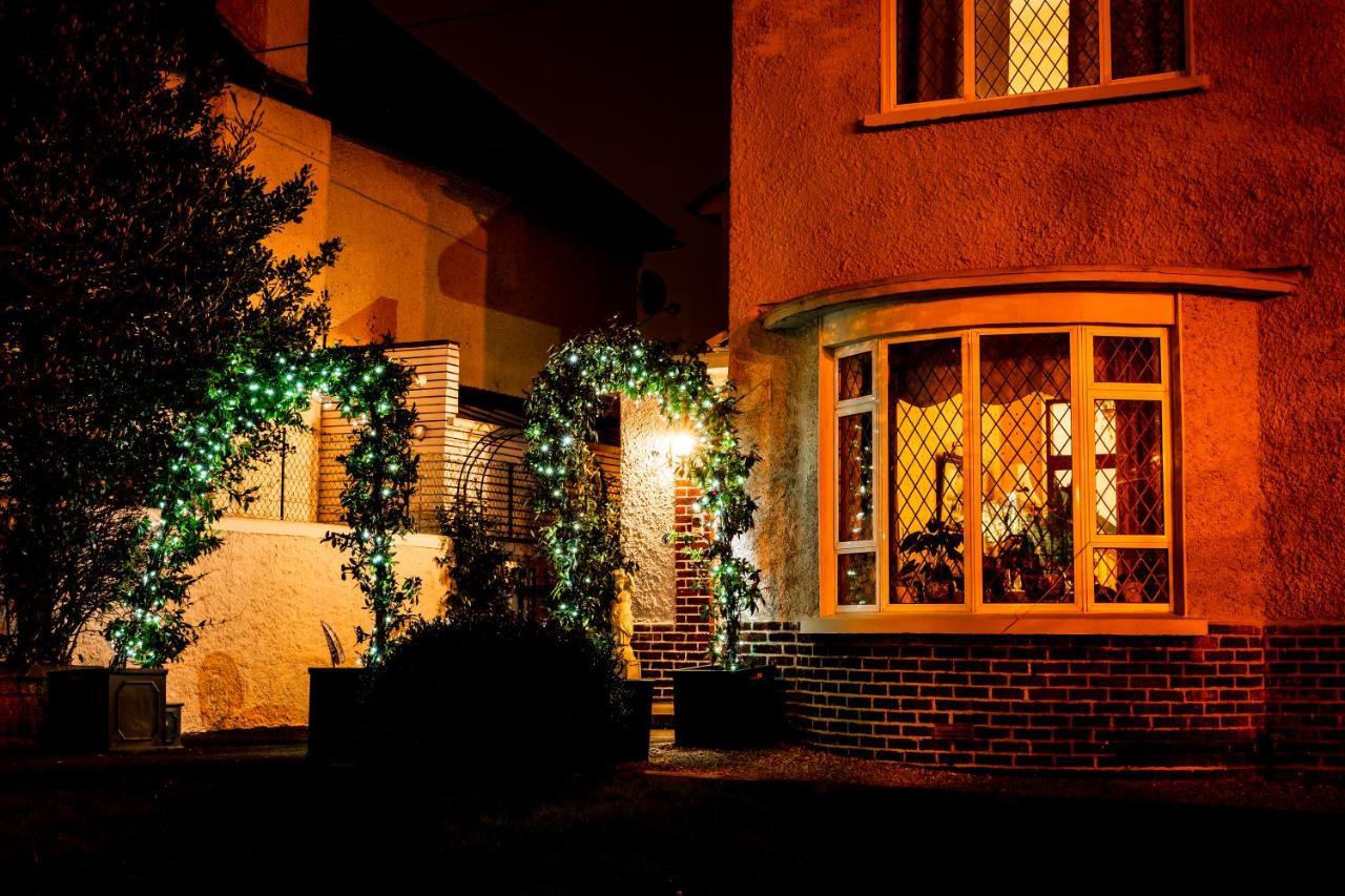Aaron Court B&B Дублин Экстерьер фото